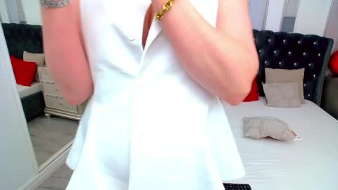 Ana online show from April 3, 2:35 pm