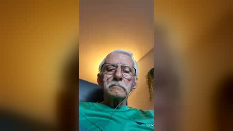 swartwillem35 online show from July 2, 7:08 pm