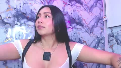 Amy  IG sweeet amy0 online show from March 18, 8:15 pm