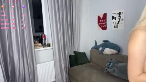 Chloe online show from February 18, 3:45 pm