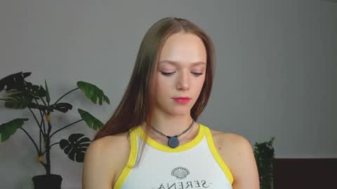 Alice online show from April 12, 8:46 pm