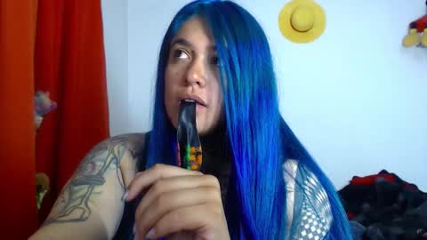 Bubbles online show from February 13, 3:54 am