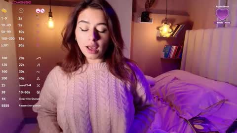 Snapshot of sweet_cami1 chatting on February 15, 3:42 am Camila online show from February 15, 3:42 am