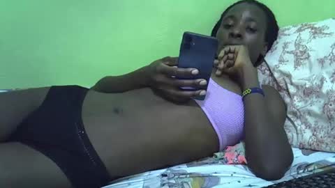 sweet_candie01 online show from September 17, 7:39 pm