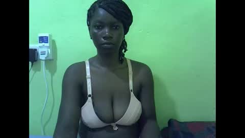 sweet_cherie1 online show from May 11, 4:37 pm