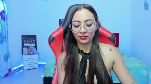 sweet_coral_ online show from February 14, 9:12 am