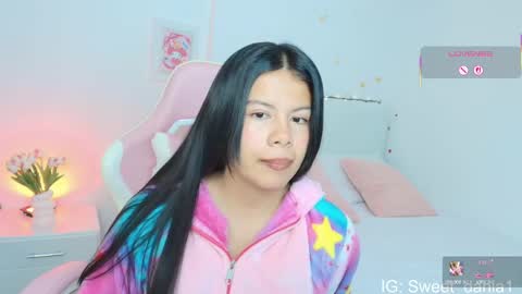 Snapshot of sweet_dania_ chatting on October 1, 4:11 am sweet_dania_ online show from October 1, 4:11 am