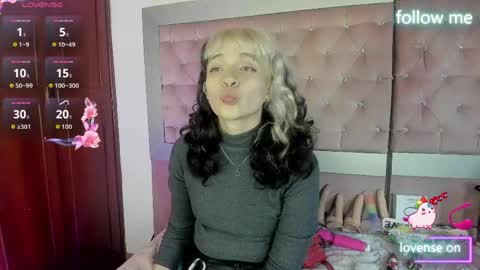  emmili  online show from April 16, 12:27 pm