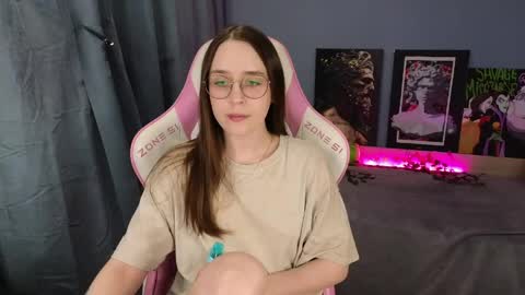 Alice online show from May 11, 5:25 am