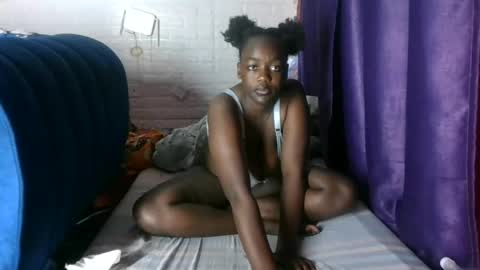 sweet_hennessey online show from July 2, 4:50 am