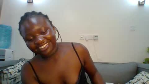 Snapshot of sweet_jenica chatting on January 25, 6:55 am ESTHER NEEMA online show from January 25, 6:55 am