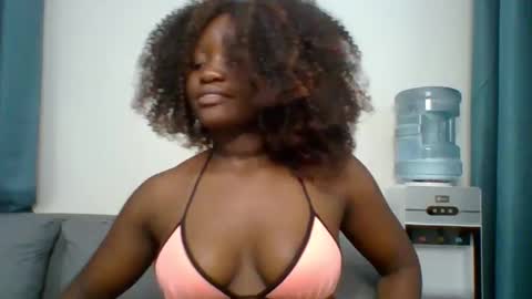 Snapshot of sweet_jenica chatting on October 14, 4:26 am ESTHER NEEMA online show from October 14, 4:26 am