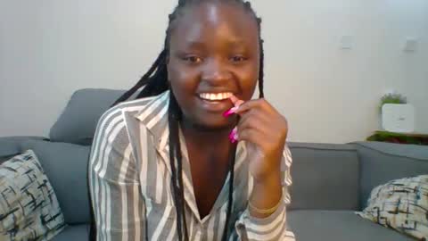 Snapshot of sweet_jenica chatting on January 16, 7:49 am ESTHER NEEMA online show from January 16, 7:49 am