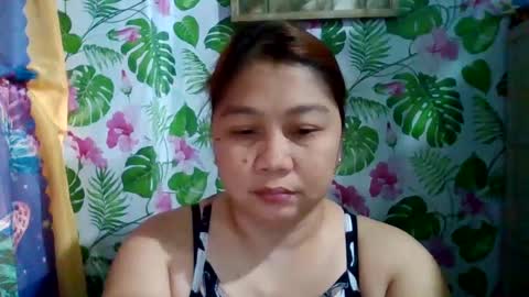 sweet_kayley online show from December 17, 2:44 am
