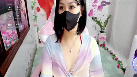 Lily online show from October 9, 7:52 pm