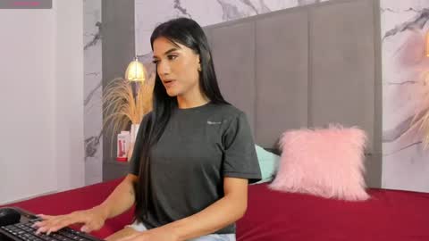 sweet_mafee online show from May 17, 10:19 pm