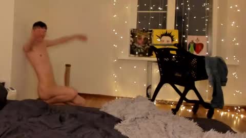 kira online show from December 23, 10:55 pm