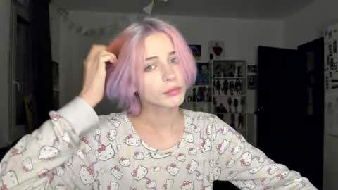 kira online show from October 23, 10:10 pm