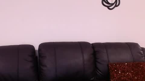 sweet_pink69_ online show from August 6, 2:31 am