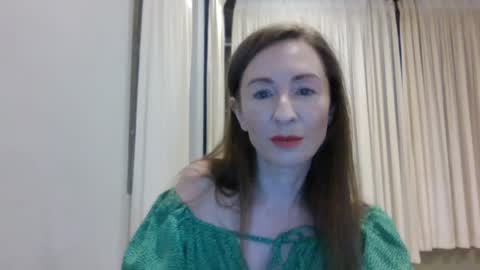 sweet_poeme online show from June 4, 4:02 pm