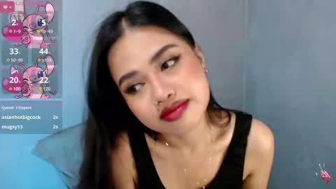 Snapshot of sweet_sirenxx chatting on February 20, 5:30 pm Leah online show from February 20, 5:30 pm