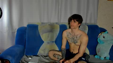 sweet_smith8 online show from April 14, 12:14 am