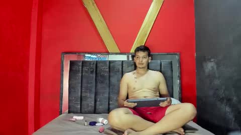 sweet_sofi20 online show from November 10, 1:25 pm