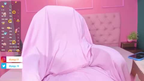 Yeileen online show from November 21, 6:39 pm