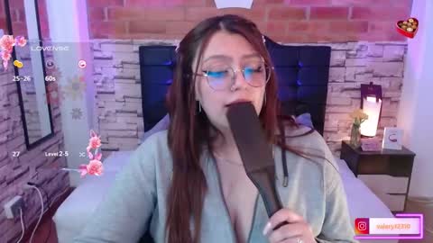Snapshot of sweet_valery21 chatting on March 5, 9:15 pm valery online show from March 5, 9:15 pm