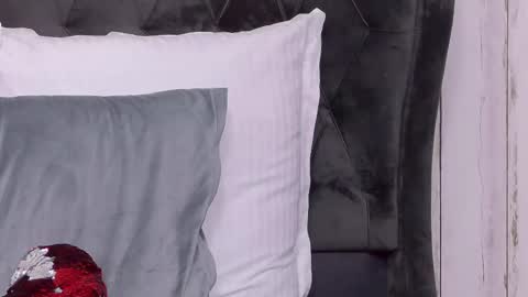 Anisia online show from December 19, 7:15 am