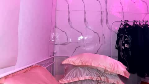 Leith Madrigal online show from November 10, 10:56 pm