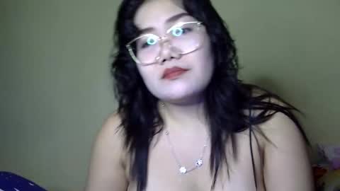 sweetbeverly4u online show from September 17, 4:27 am