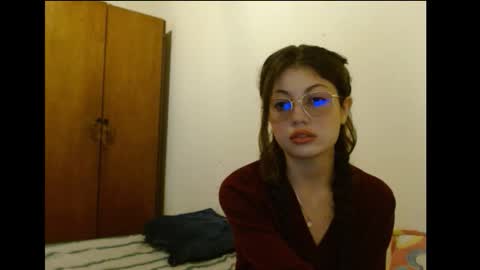 sweetcalm_ online show from February 20, 3:39 am