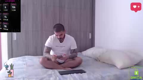 Snapshot of sweetdesires_ chatting on September 17, 4:32 pm         online show from September 17, 4:32 pm