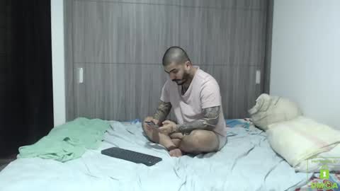 Snapshot of sweetdesires_ chatting on February 11, 12:06 am         online show from February 11, 12:06 am