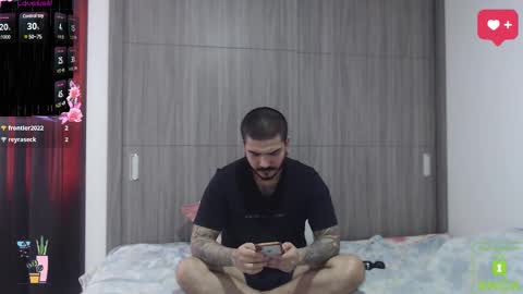 Snapshot of sweetdesires_ chatting on February 22, 9:15 pm         online show from February 22, 9:15 pm