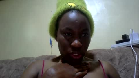sweetdiva2012 online show from June 21, 4:41 am