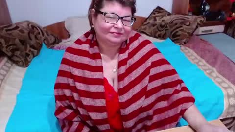 sweetestmilf4you online show from February 27, 2:54 pm