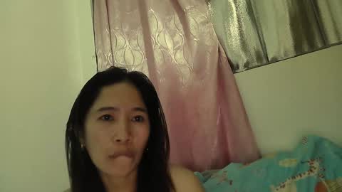 Snapshot of sweetfilipinawet chatting on February 1, 4:44 pm Stacy online show from February 1, 4:44 pm