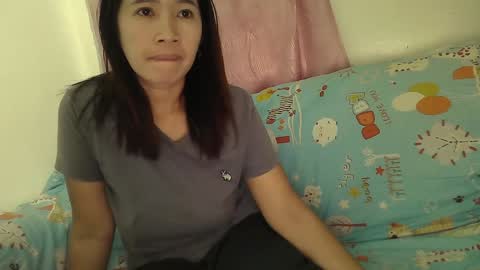 Snapshot of sweetfilipinawet chatting on February 4, 3:47 pm Stacy online show from February 4, 3:47 pm