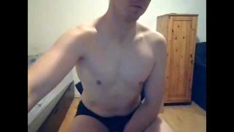 sweetguy8210 online show from November 24, 6:39 pm