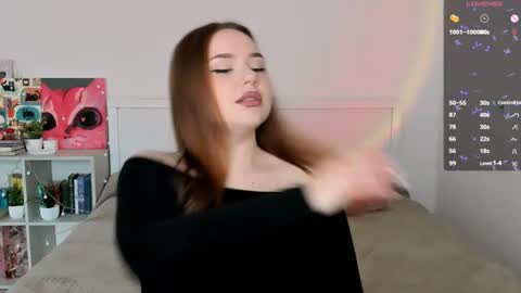 Hannah online show from July 15, 3:17 pm