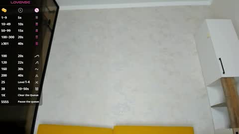 sweetie_peach_ online show from November 8, 9:56 am