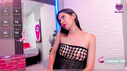 Snapshot of sweetieandjuiicy chatting on February 21, 12:49 am Call me Nataly online show from February 21, 12:49 am