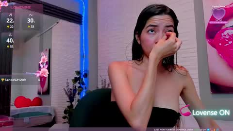 Snapshot of sweetieandjuiicy chatting on February 26, 4:27 pm Call me Nataly online show from February 26, 4:27 pm