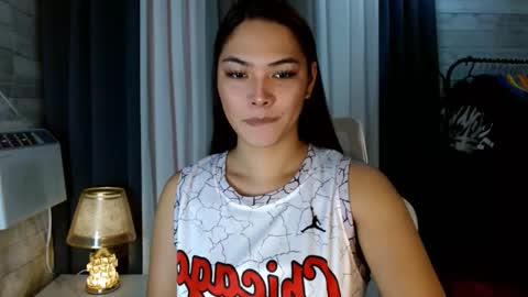 sweetiefox1 online show from October 6, 7:15 am