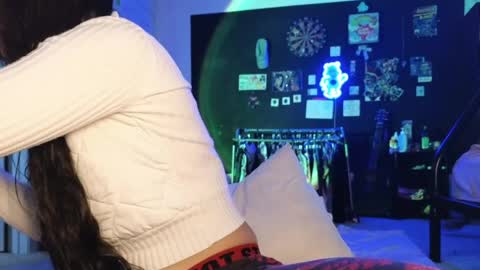 Blu Sweets online show from April 2, 1:35 am