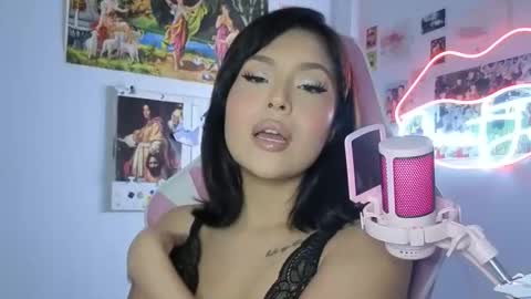 SweetJess online show from April 10, 1:33 am