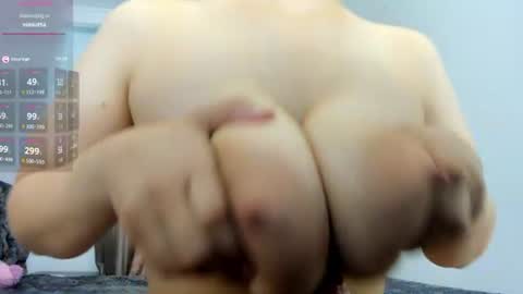 Layla online show from June 26, 5:35 am