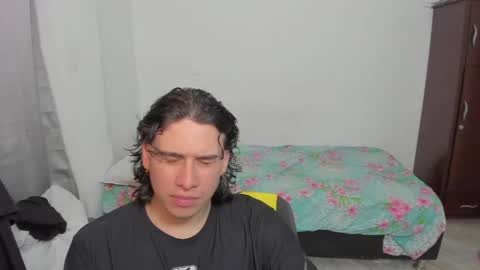 Lian online show from May 16, 1:57 am
